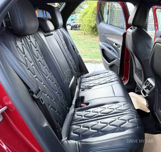Peugeot 3008 GT LINE HYBRID4  4x4