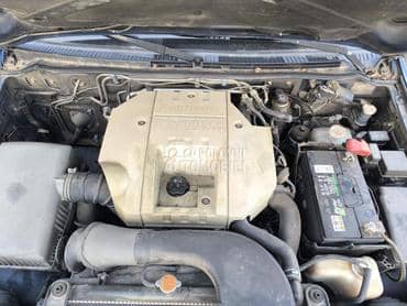 Drzac motora za Mitsubishi Pajero od 1999. do 2006. god.