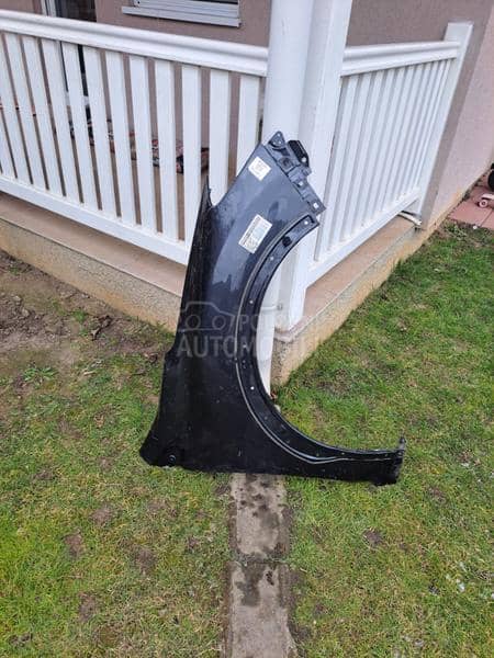 Desno krilo blatobran