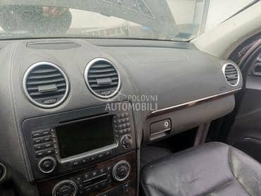 instrument tabla za Mercedes Benz GL Klasa od 2006. do 2011. god.