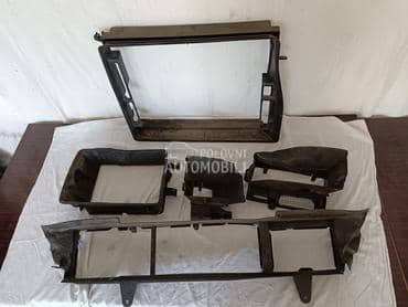 Usmerivaci vazduha za Renault Megane od 2016. do 2024. god.