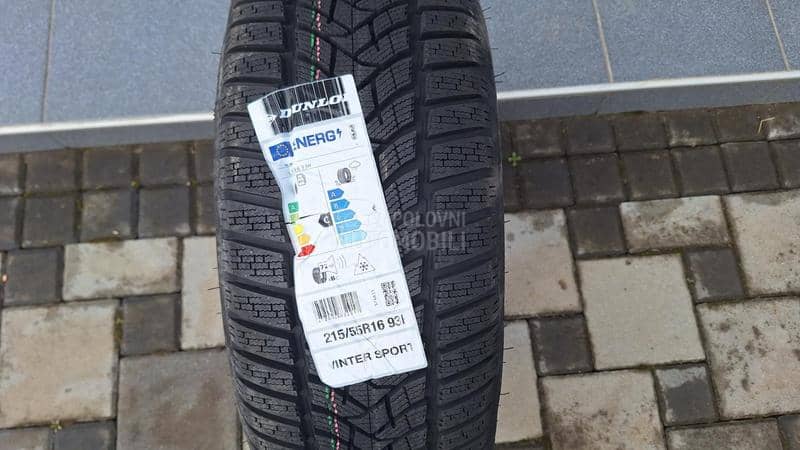 Dunlop 215/55 R16 Zimska