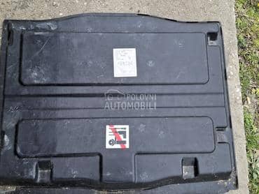 gornja zastita metanskih boca za Volkswagen Passat B6, Passat B7 od 2008. do 2015. god.