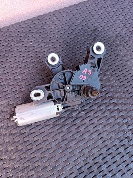 Motor podizača