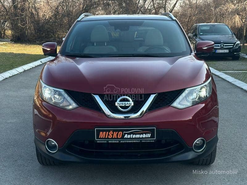 Nissan Qashqai 1.6 DCI 4x4 Kam 360