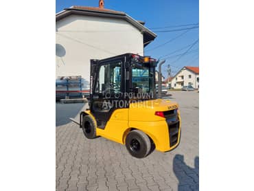 Hyundai 3.5 tona triplex