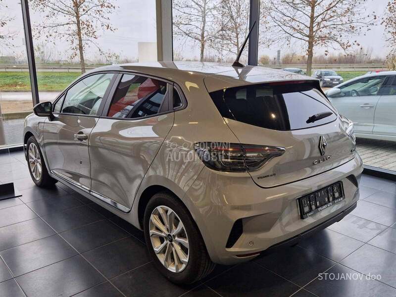 Renault Clio 1.6 E-TECH 145
