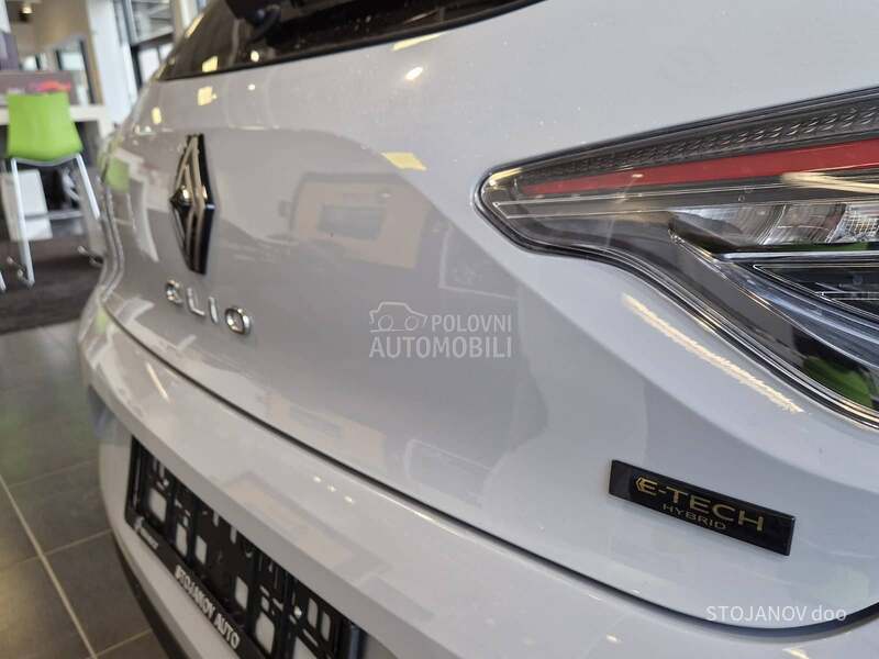 Renault Clio 1.6 E-TECH 145