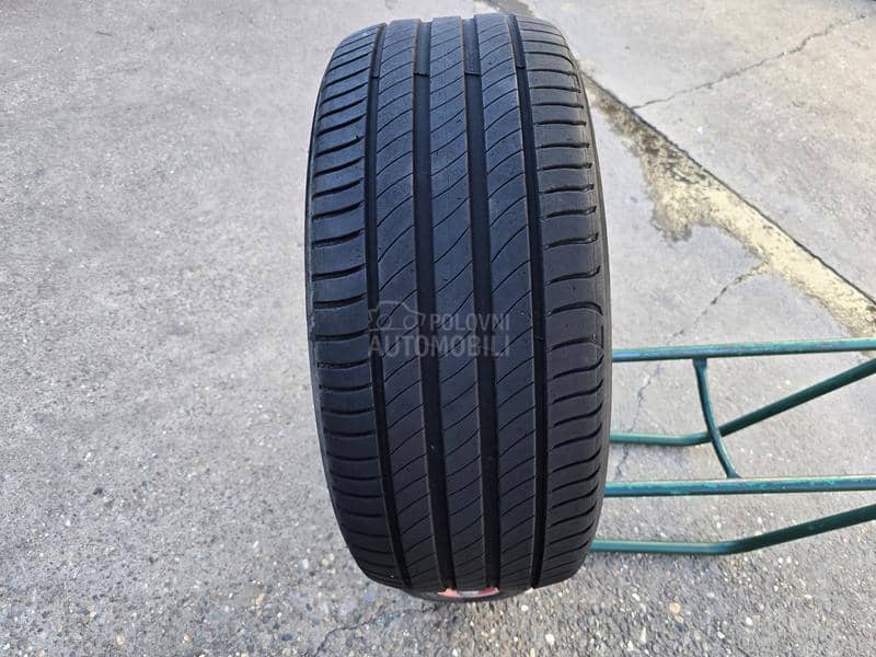 Michelin 245/45 R18 Letnja