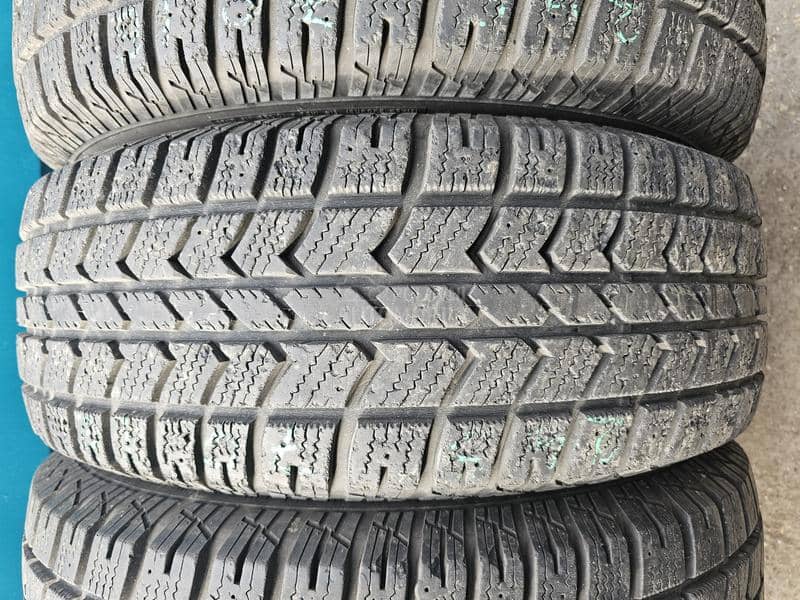 Ostalo 245/70 R16 Zimska