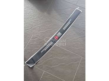 Karbon nalepnica branika NOVO za Fiat Ostalo