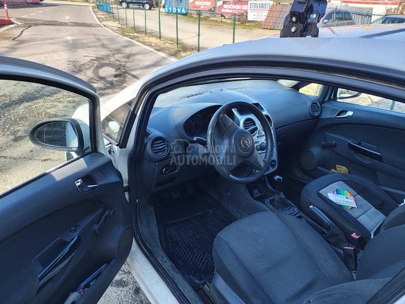Opel Corsa D 