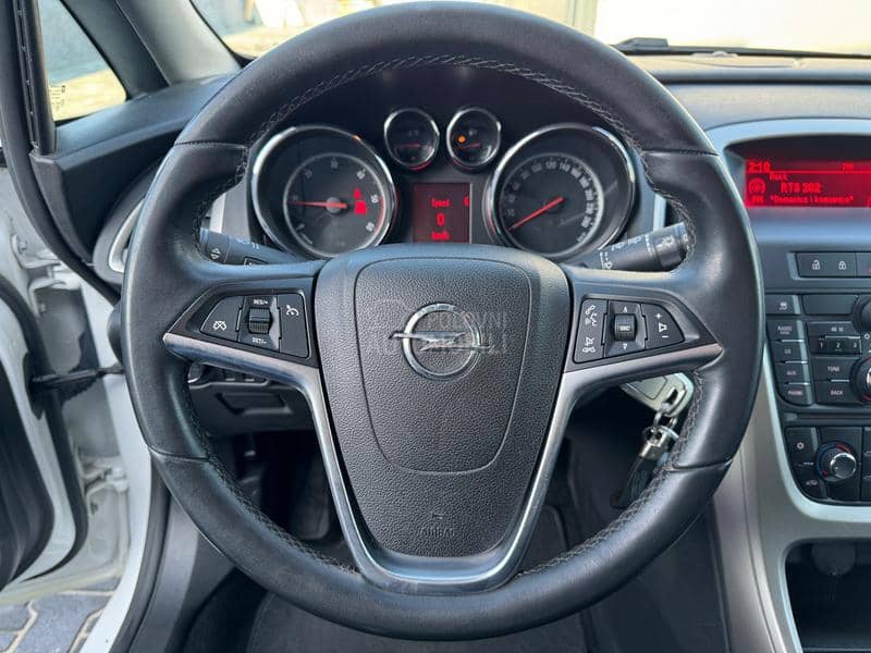Opel Astra J 1.7 CDTI  SPORT