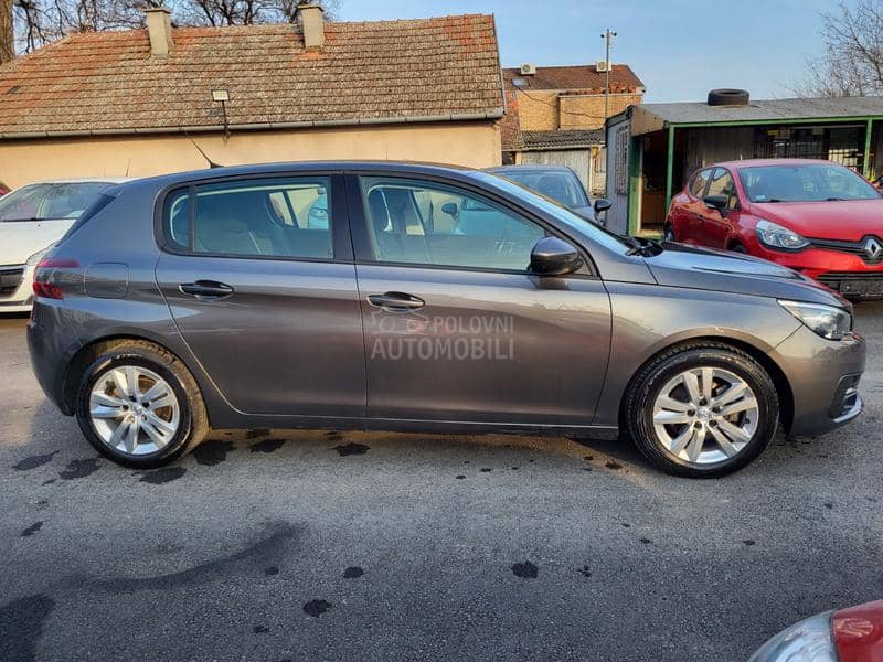 Peugeot 308 1.5HDI 131hp AT8