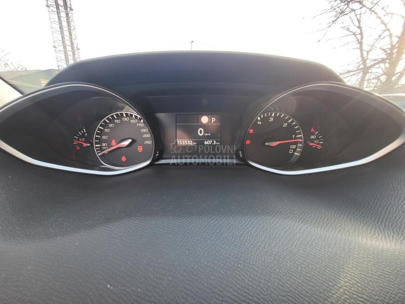 Peugeot 308 1.5HDI 131hp AT8