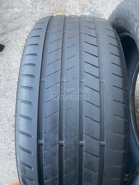 Bridgestone 245/50 R19 Letnja