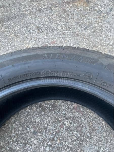 Bridgestone 245/50 R19 Letnja