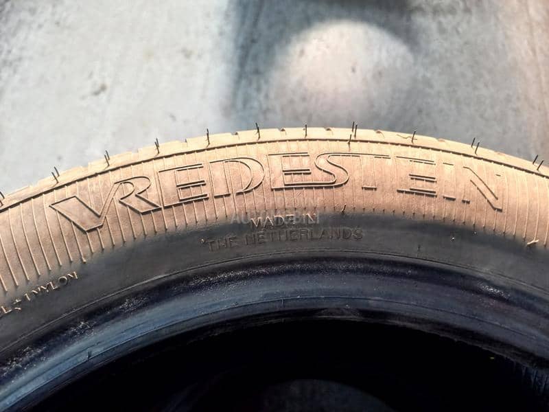 Vredestein 195/50 R15 Letnja
