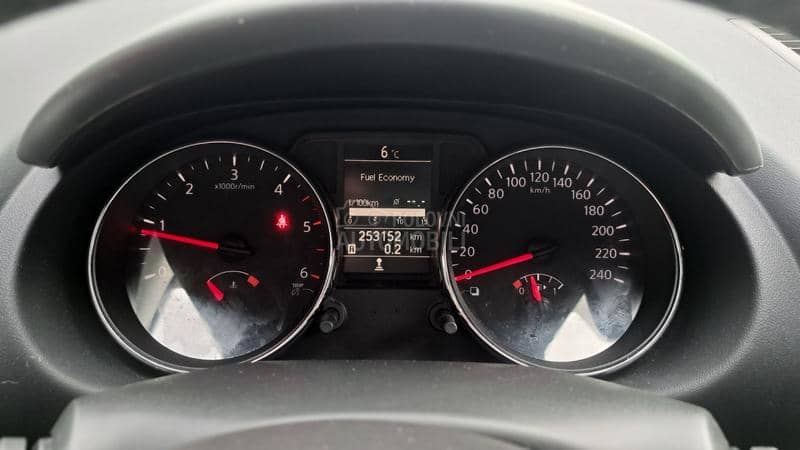 Nissan Qashqai 1.5 dCi