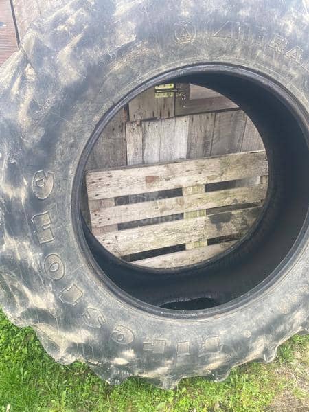 Firestone 520/70 R38