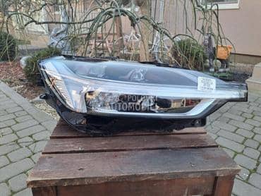 Desni far farovi za Volvo XC60 od 2017. do 2022. god.