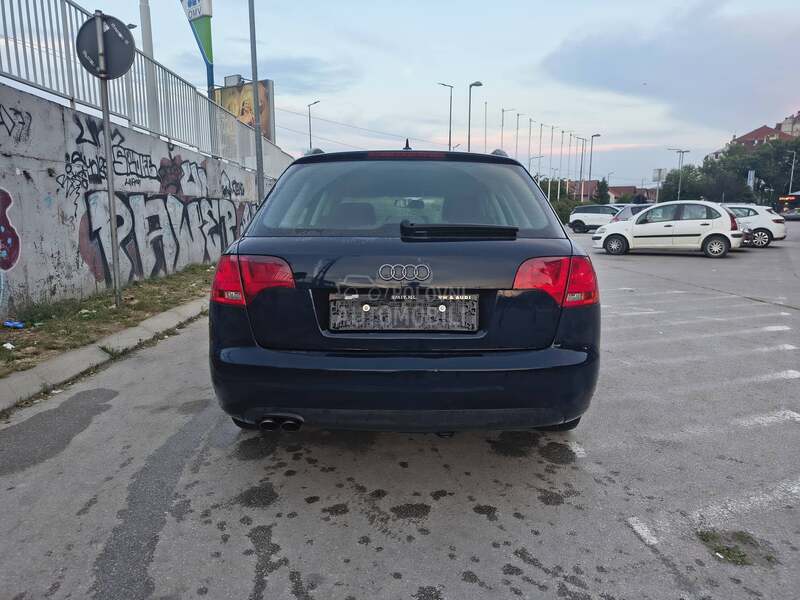 Audi A4 mehanički perffekt