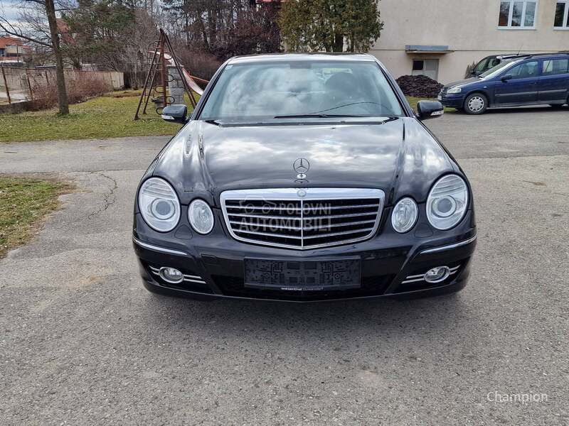 Mercedes Benz E 200 EVO AVANTGARDE
