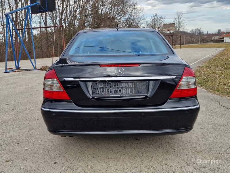 Mercedes Benz E 200 EVO AVANTGARDE