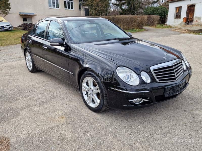 Mercedes Benz E 200 EVO AVANTGARDE