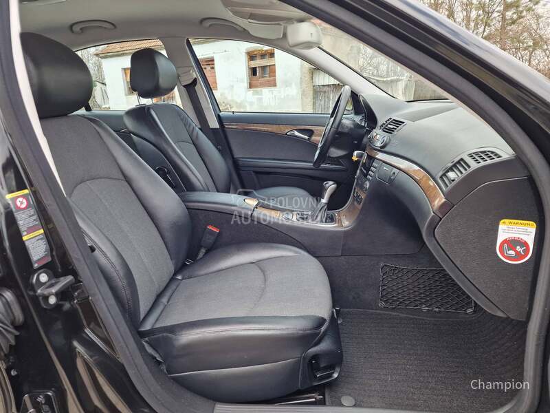 Mercedes Benz E 200 EVO AVANTGARDE