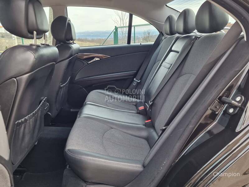 Mercedes Benz E 200 EVO AVANTGARDE