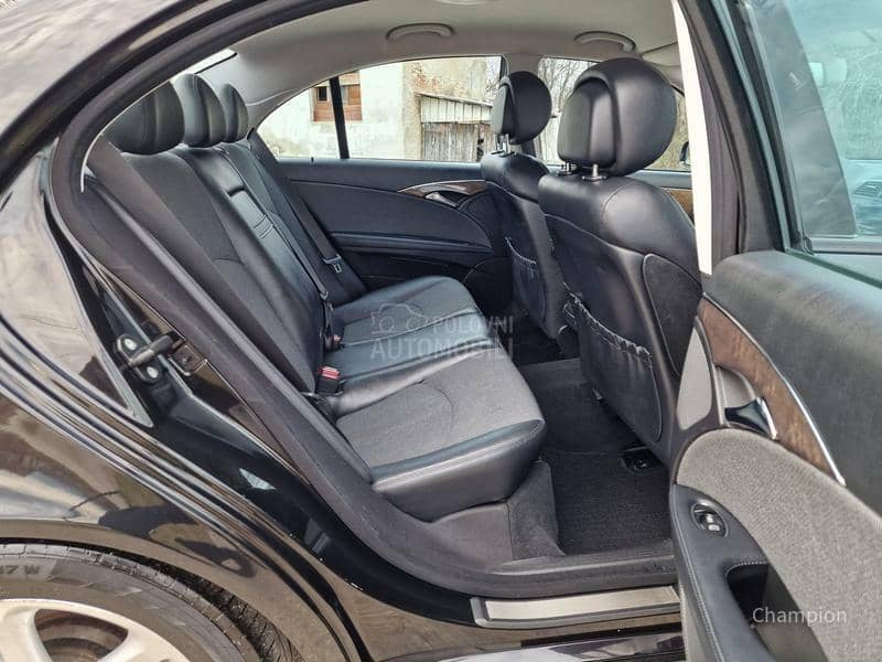 Mercedes Benz E 200 EVO AVANTGARDE