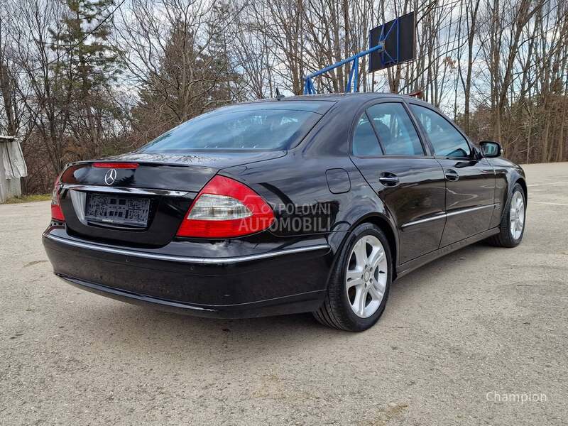 Mercedes Benz E 200 EVO AVANTGARDE