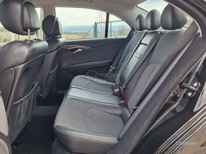 Mercedes Benz E 200 EVO AVANTGARDE