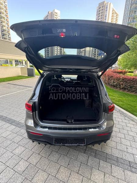 Mercedes Benz EQB 300/AMG/4MATIC/