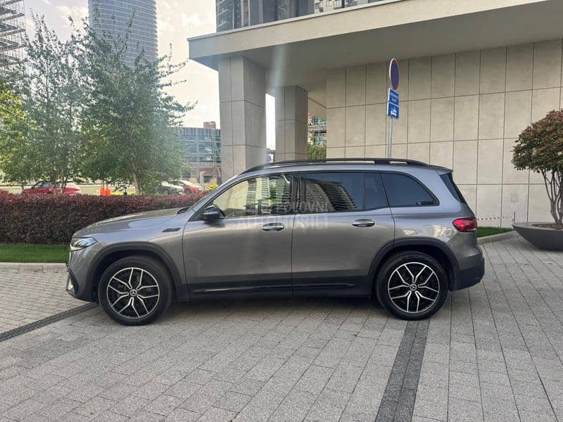 Mercedes Benz EQB 300/AMG/4MATIC/