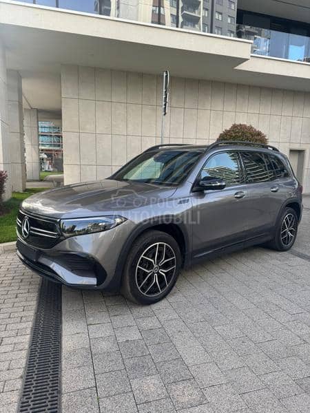 Mercedes Benz EQB 300/AMG/4MATIC/