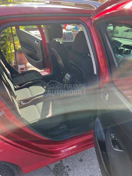Peugeot 308 1.6 HDI