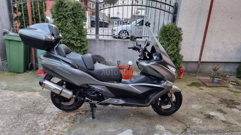 Honda silver wing 400