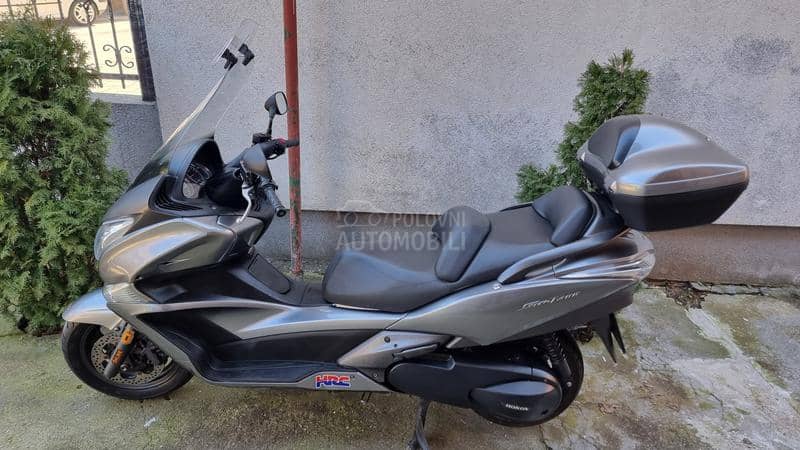 Honda silver wing 400