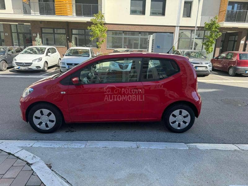 Volkswagen up! 