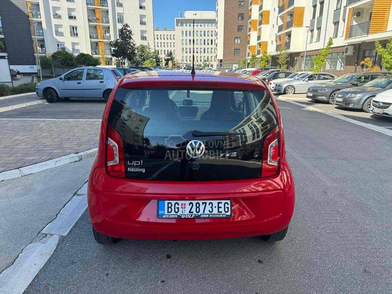Volkswagen up! 