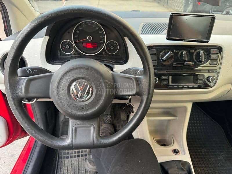 Volkswagen up! 