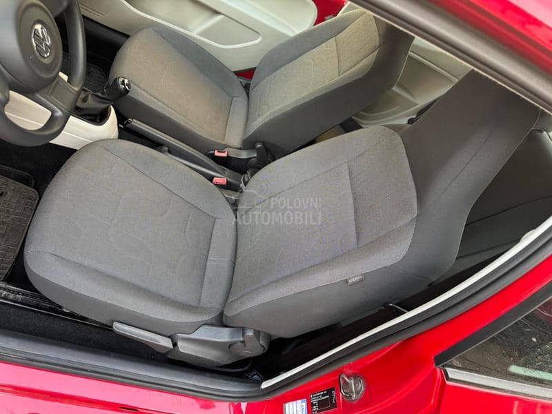 Volkswagen up! 