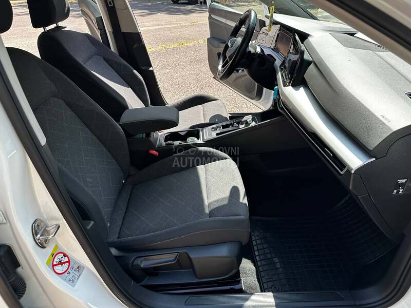 Volkswagen Golf 8 DSG VIRT