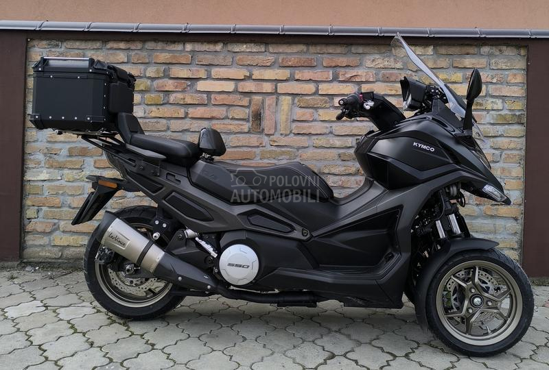 Kymco CV3 B kategorija