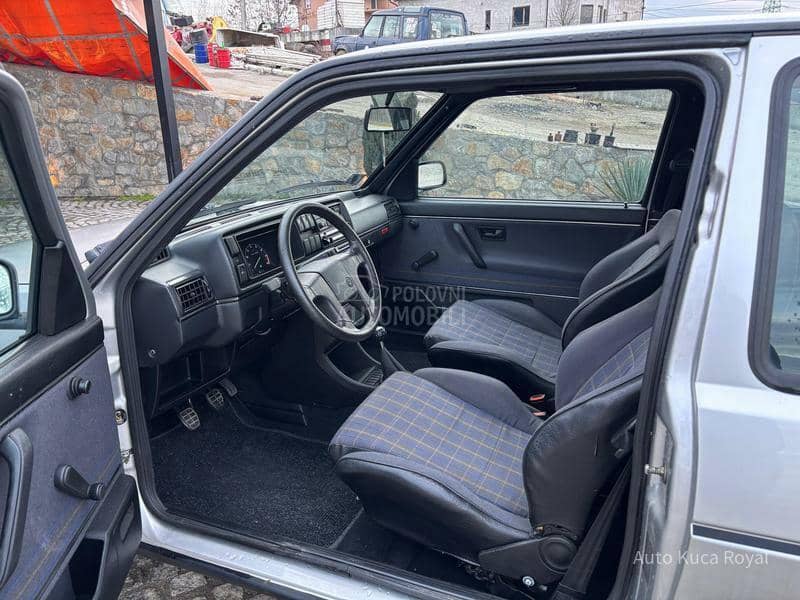 Volkswagen Golf 2 GTI 16v