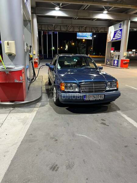 Mercedes Benz W124 