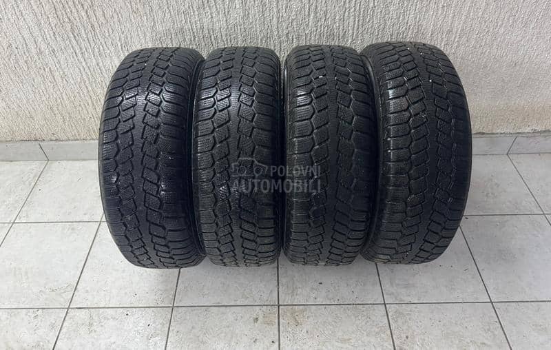 Ostalo 215/65 R16 Zimska