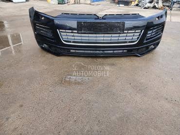 na prodaju branik za  tuareg za Volkswagen Touareg od 2012. do 2016. god.